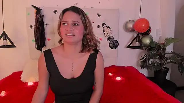 Electra_Harding from StripChat is Freechat