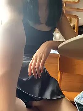 Freechat Elina_96 on StripChat