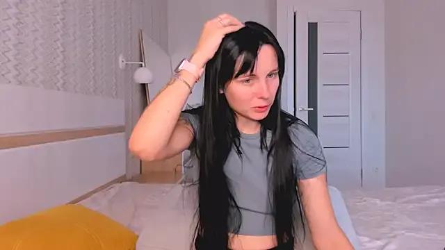 Elle_Pearl_ from StripChat is Freechat
