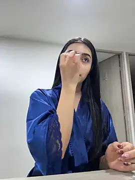 EmelyParker from StripChat is Freechat