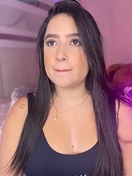 Freechat Emiily_Moore1 on StripChat