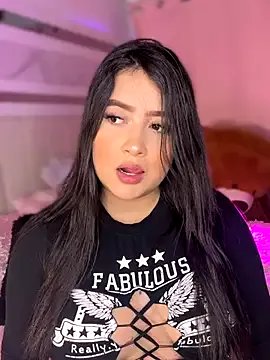 Freechat Emiily_Moore1 on StripChat