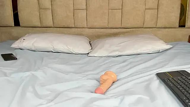 StripChat Emiliano_Reyes is Freechat Emiliano_Reyes — 360