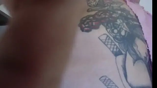 Freechat emily_sexxx on StripChat