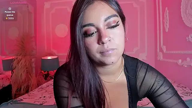 EmilyBorch from StripChat is Freechat