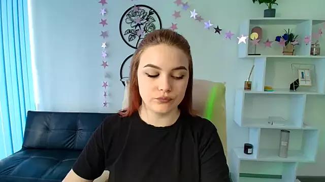 EmilyEwanss from StripChat is Freechat