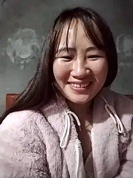 Freechat emini-xx on StripChat