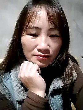 Freechat emini-xx on StripChat