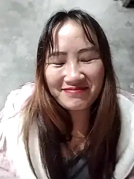 Freechat emini-xx on StripChat