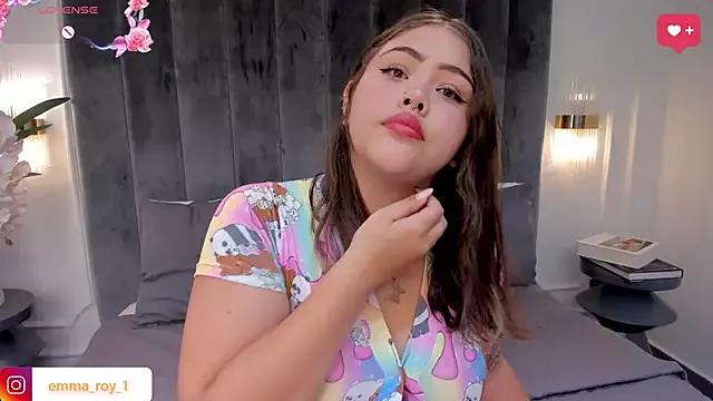 Emma__Roy from StripChat is Freechat
