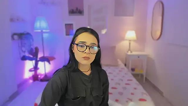 emma_soul1 from StripChat is Freechat