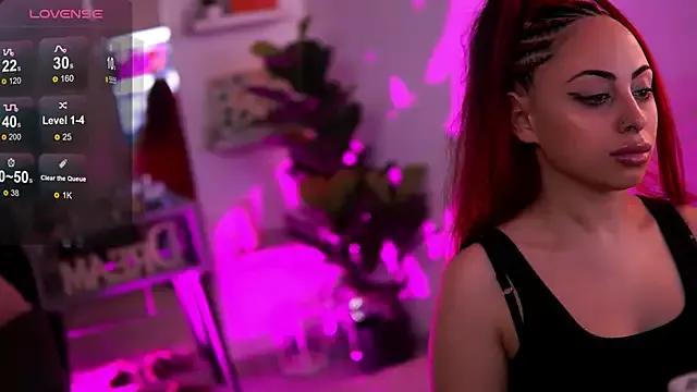 EmmaMendezz from StripChat
