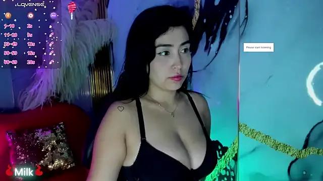 emmamilk6 from StripChat is Freechat