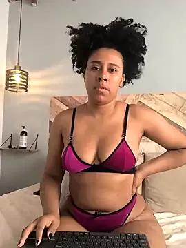 EmmilyBrant from StripChat