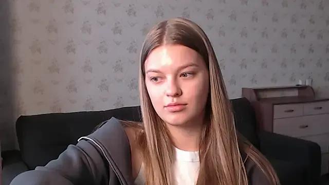 Freechat EmySway on StripChat