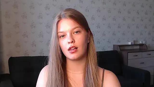 Freechat EmySway on StripChat