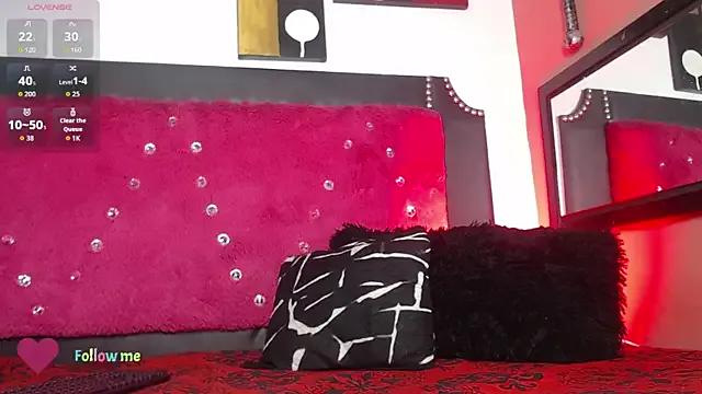 Freechat Engeelll on StripChat