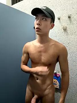 ericsex_tw from StripChat is Freechat