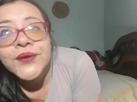 esmeralda-delmar from StripChat is Freechat