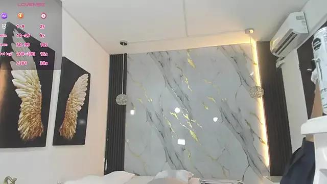 estephany_doll from StripChat