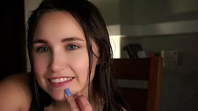 EthalFlowers from StripChat is Freechat