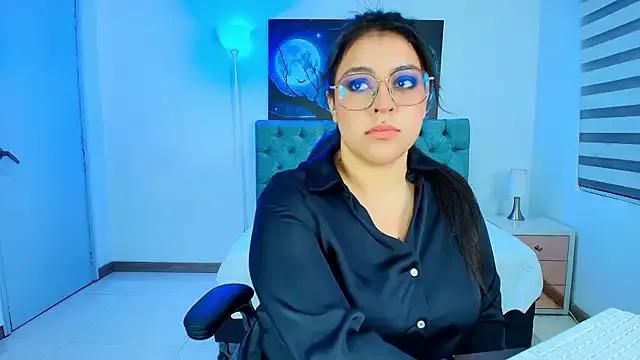 Evaa_ruiz from StripChat is Freechat