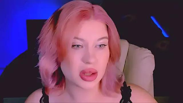 evaharve from StripChat is Freechat
