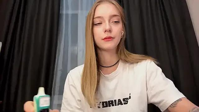 EvaPeace from StripChat is Freechat