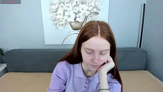 Freechat Evarey_ on StripChat