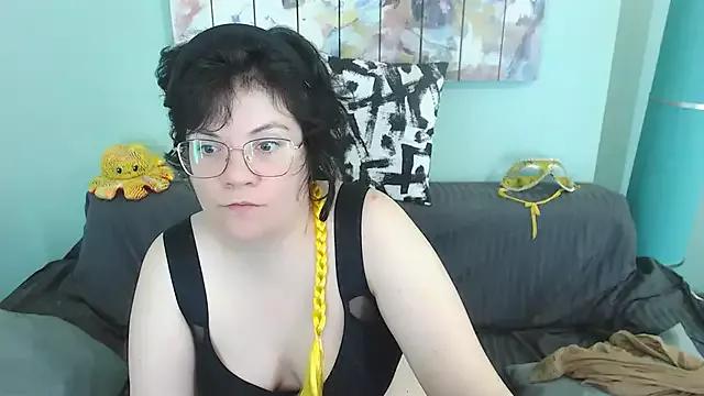 EverlyRays from StripChat