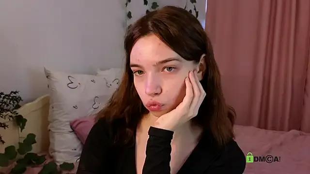 Evi_Brook from StripChat is Freechat