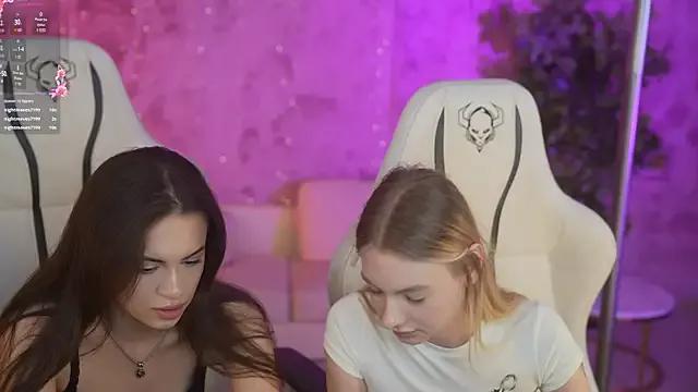 Ewa_Pearl from StripChat is Freechat