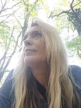 Fantasie-Hot-Sarah from StripChat is Freechat