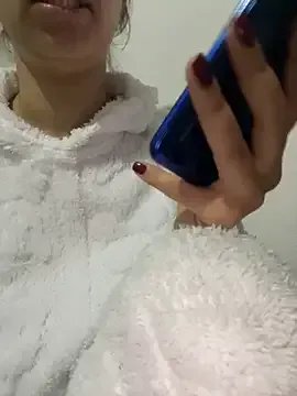 Freechat farah-36 on StripChat