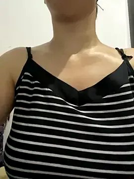 Freechat farah-36 on StripChat