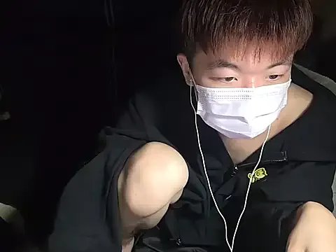 Freechat fox165 on StripChat