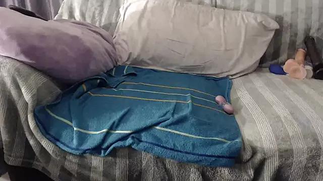 Freechat FreckleFaceBeauty on StripChat