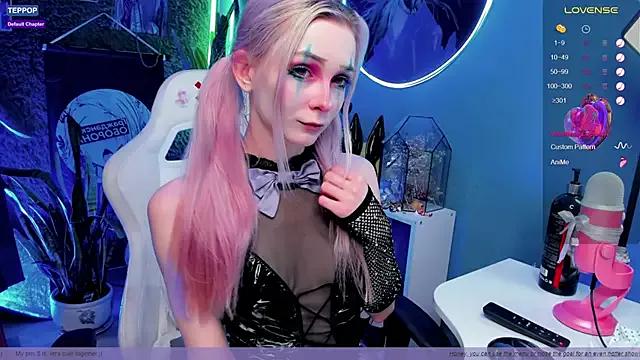Fridart-house_Fortuna from StripChat is Freechat