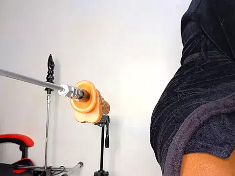 Fuck-Me-Daddyy from StripChat is Freechat