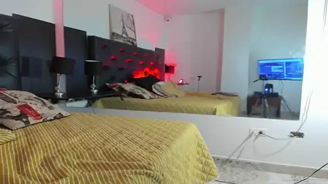 GALA_BUNNY from StripChat is Freechat