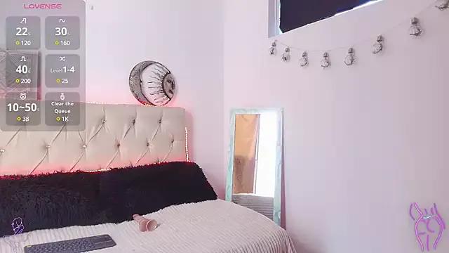 geminis_milf from StripChat is Freechat
