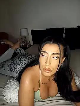 Giselle-Reine from StripChat is Freechat