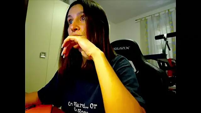 Freechat GodlyTheia on StripChat