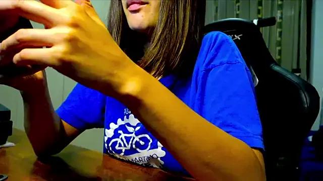 Freechat GodlyTheia on StripChat