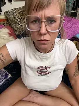goodgirlbabydoll from StripChat is Freechat