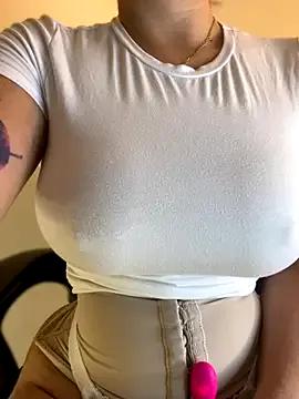 Gringo_XXX_Latina from StripChat is Freechat