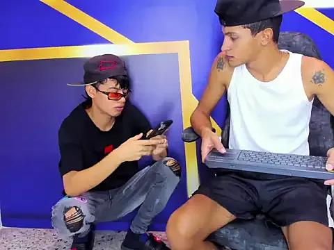 Freechat gustavo_saaled19_ on StripChat