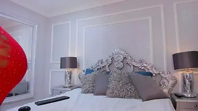 HannaMendes from StripChat is Freechat