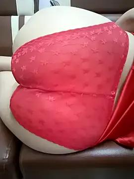 Haralushiaaa from StripChat is Freechat