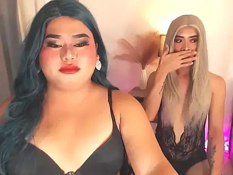 HeavenlyHugeCock from StripChat is Freechat